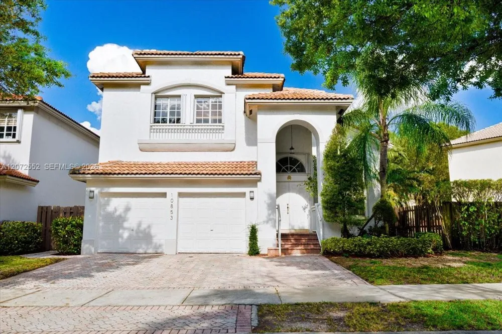 10853 NW 71st St Doral, FL 33178