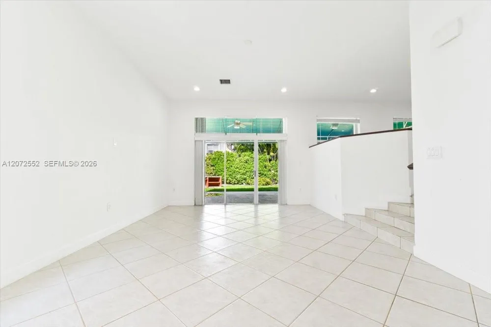 10853 NW 71st St Doral, FL 33178