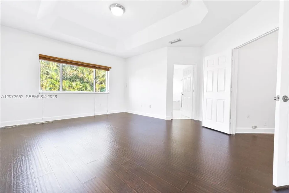 10853 NW 71st St Doral, FL 33178