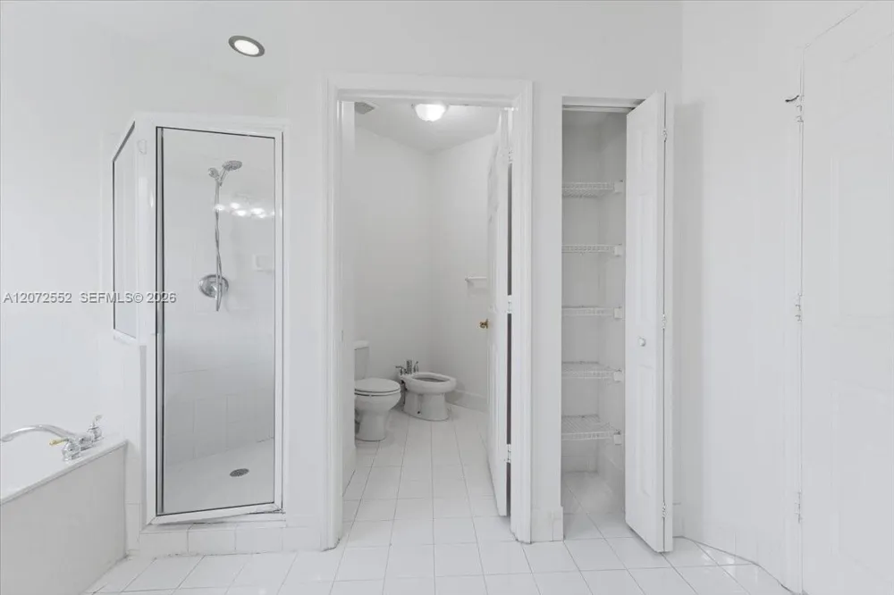 10853 NW 71st St Doral, FL 33178