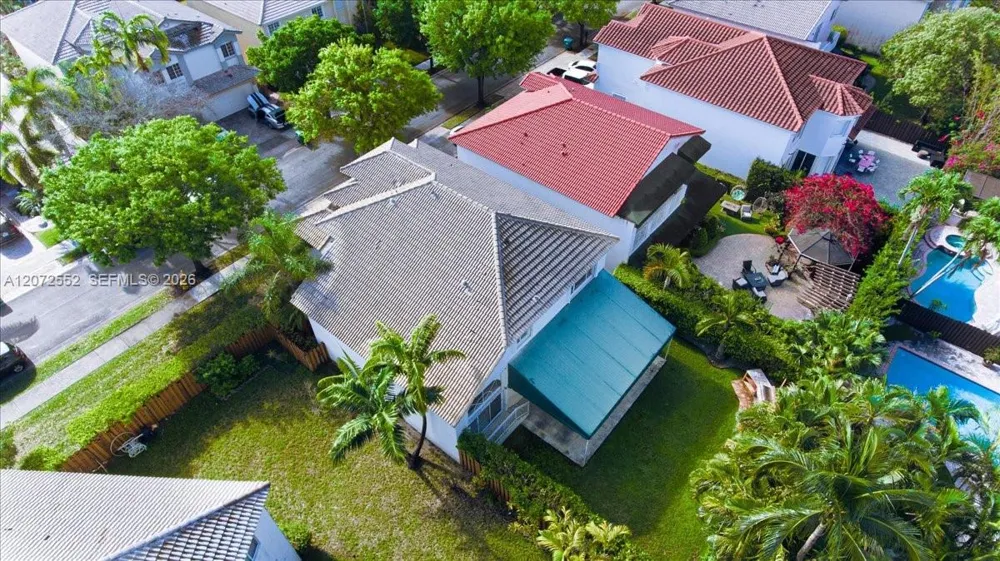 10853 NW 71st St Doral, FL 33178