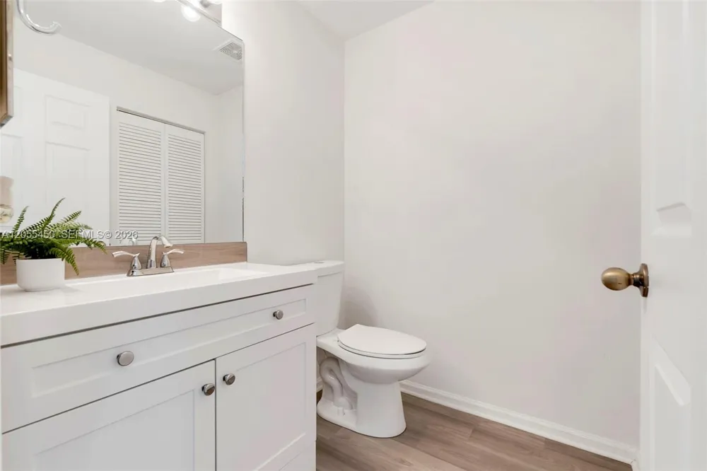 7370 NW 61st Ter Parkland, FL 33067