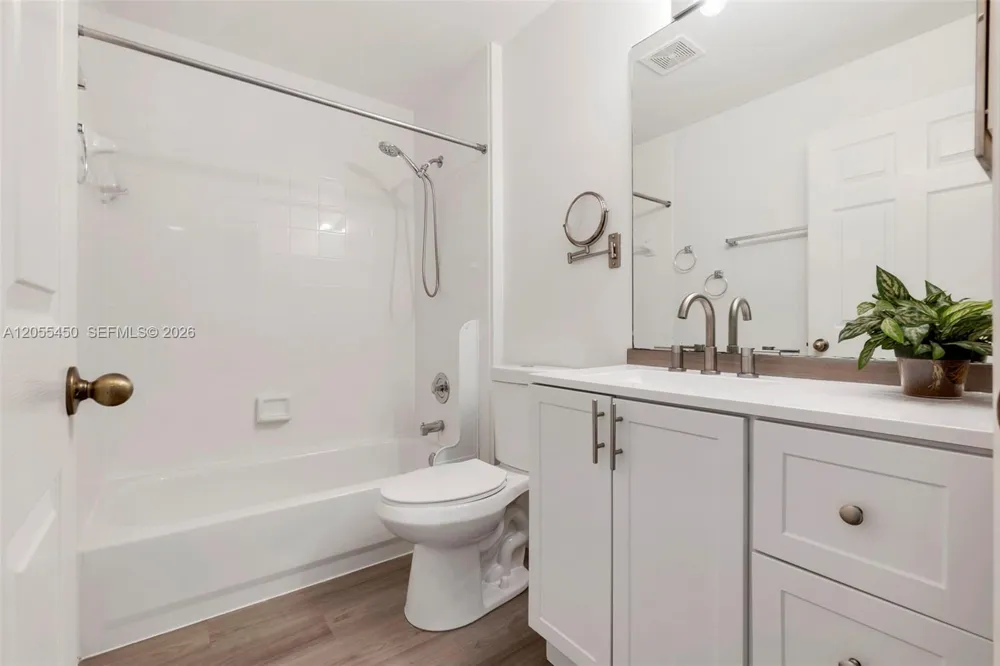 7370 NW 61st Ter Parkland, FL 33067