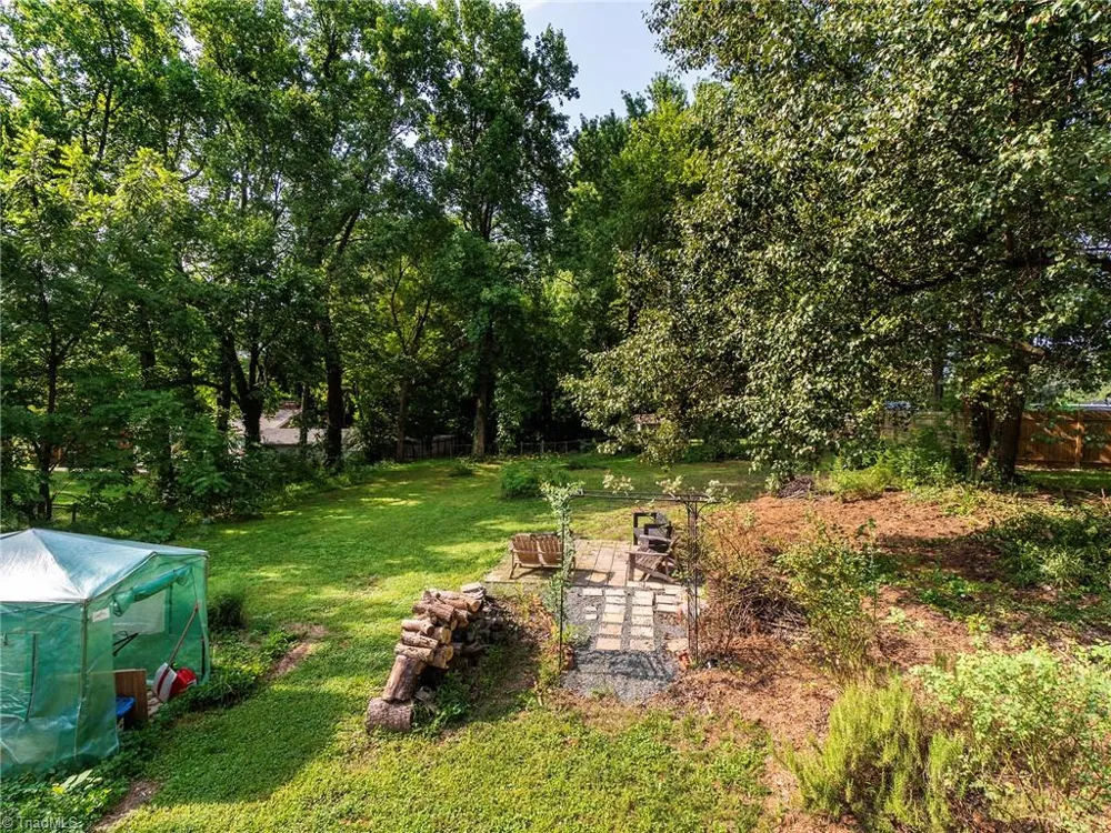 717 Scott Court Burlington, NC 27215