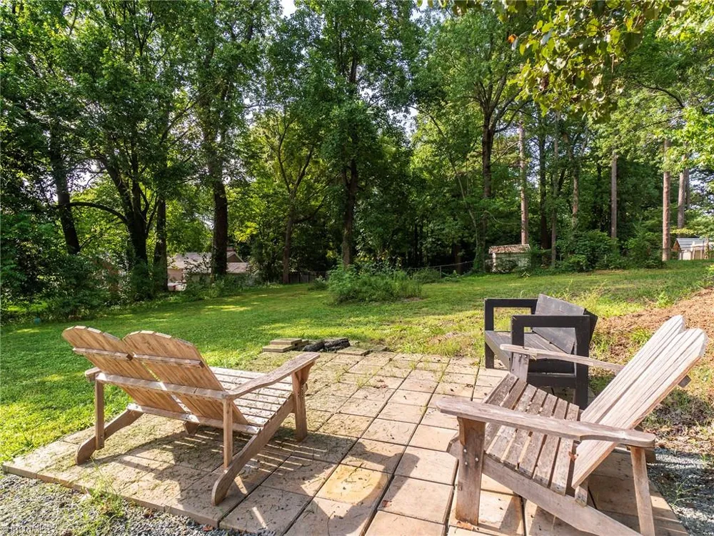 717 Scott Court Burlington, NC 27215