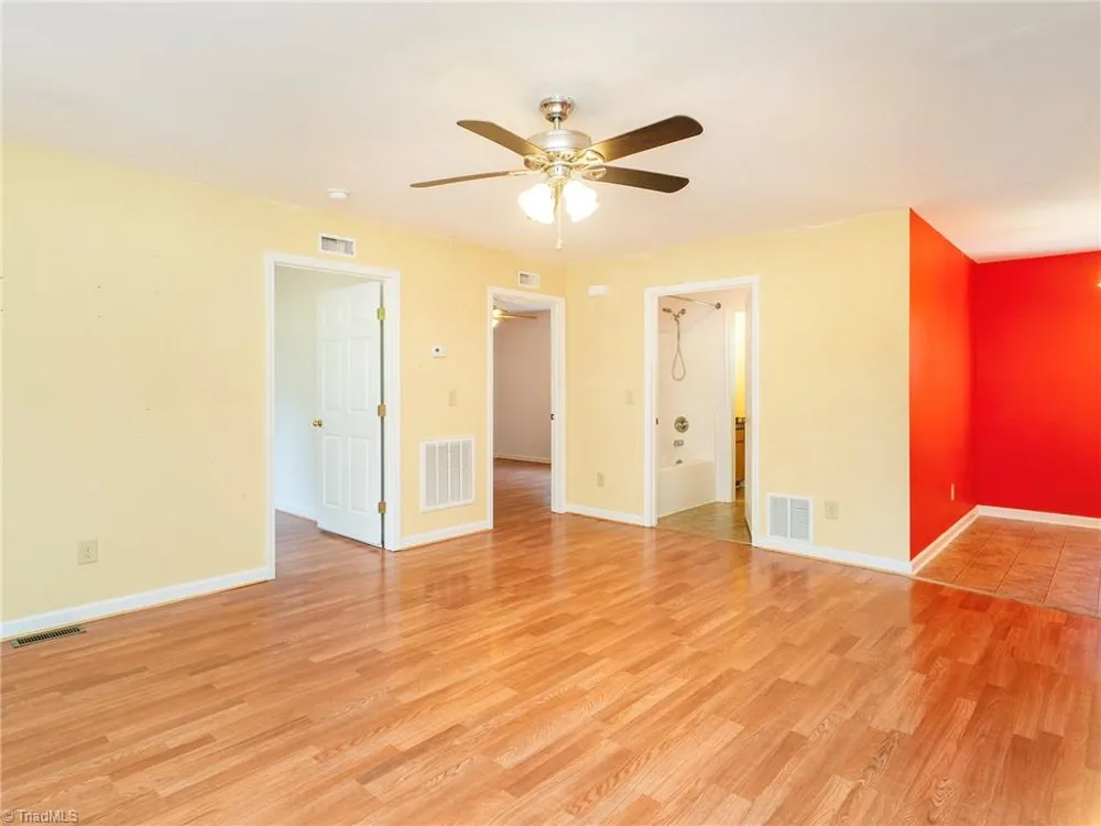 717 Scott Court Burlington, NC 27215