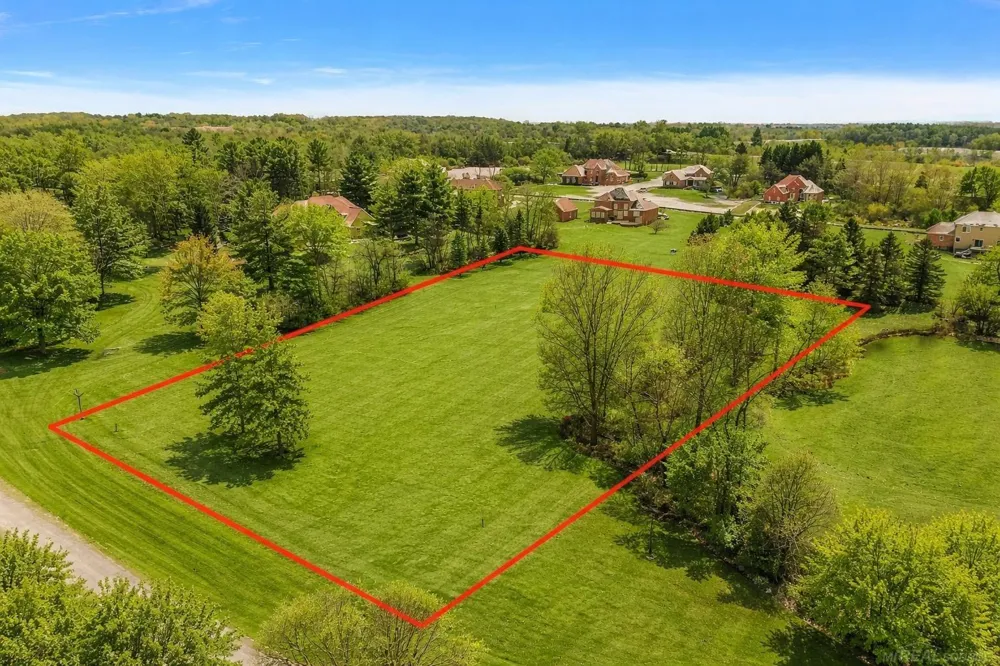 8267 Sandi Lane Bruce Township, MI 48065