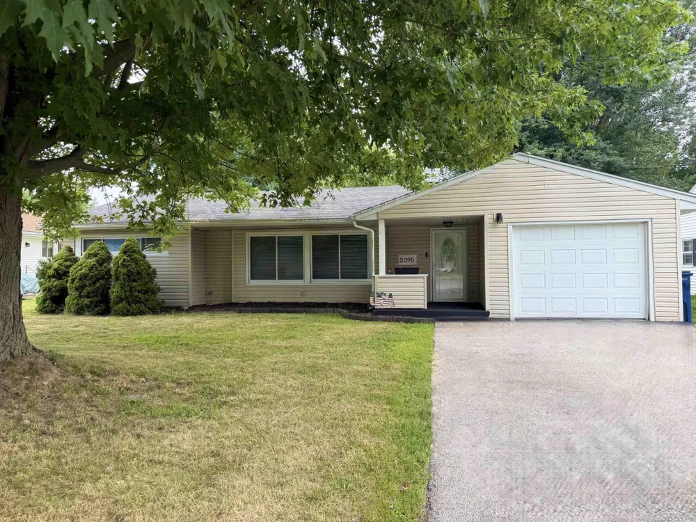 5395 Weiss Street Saginaw Charter Township, MI 48603