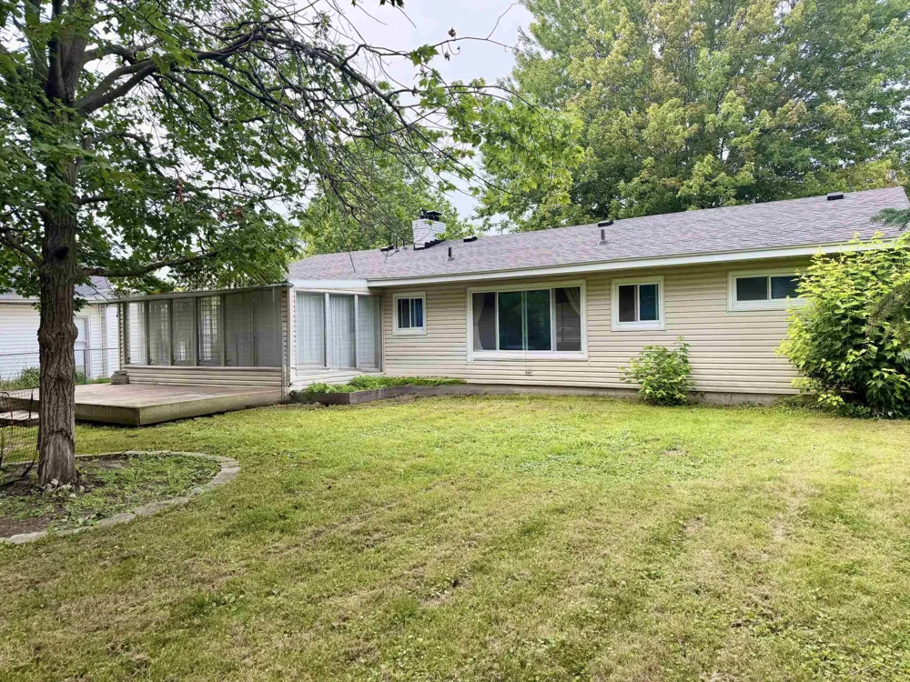 5395 Weiss Street Saginaw Charter Township, MI 48603