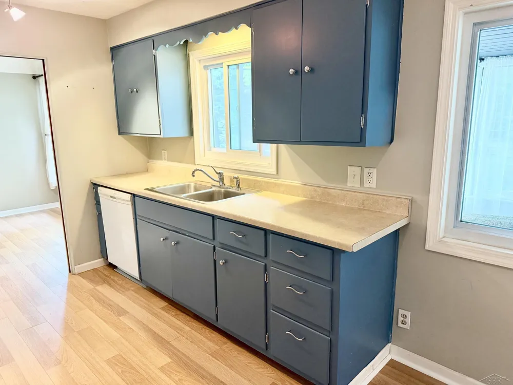 5395 Weiss Street Saginaw Charter Township, MI 48603