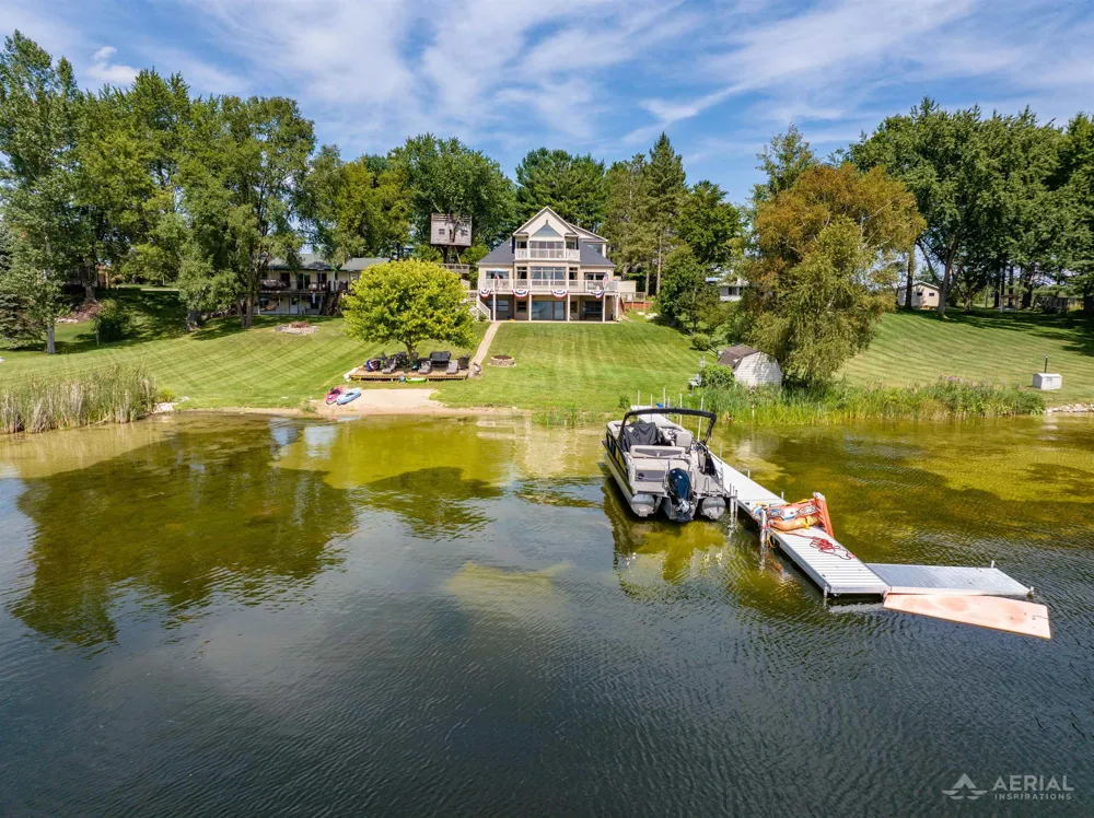 4348 W Lakeside Drive Horton Township, MI 48661