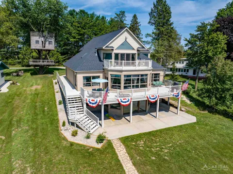 4348 W Lakeside Drive