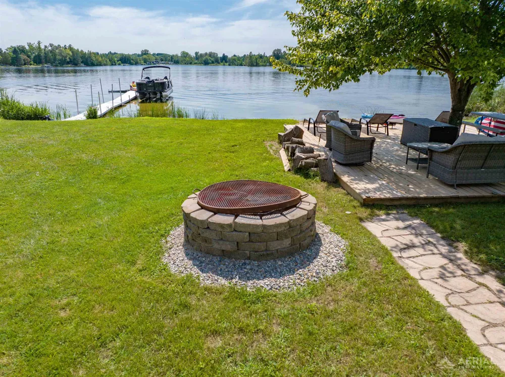 4348 W Lakeside Drive Horton Township, MI 48661