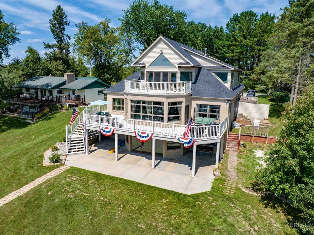4348 W Lakeside Drive Horton Township, MI 48661