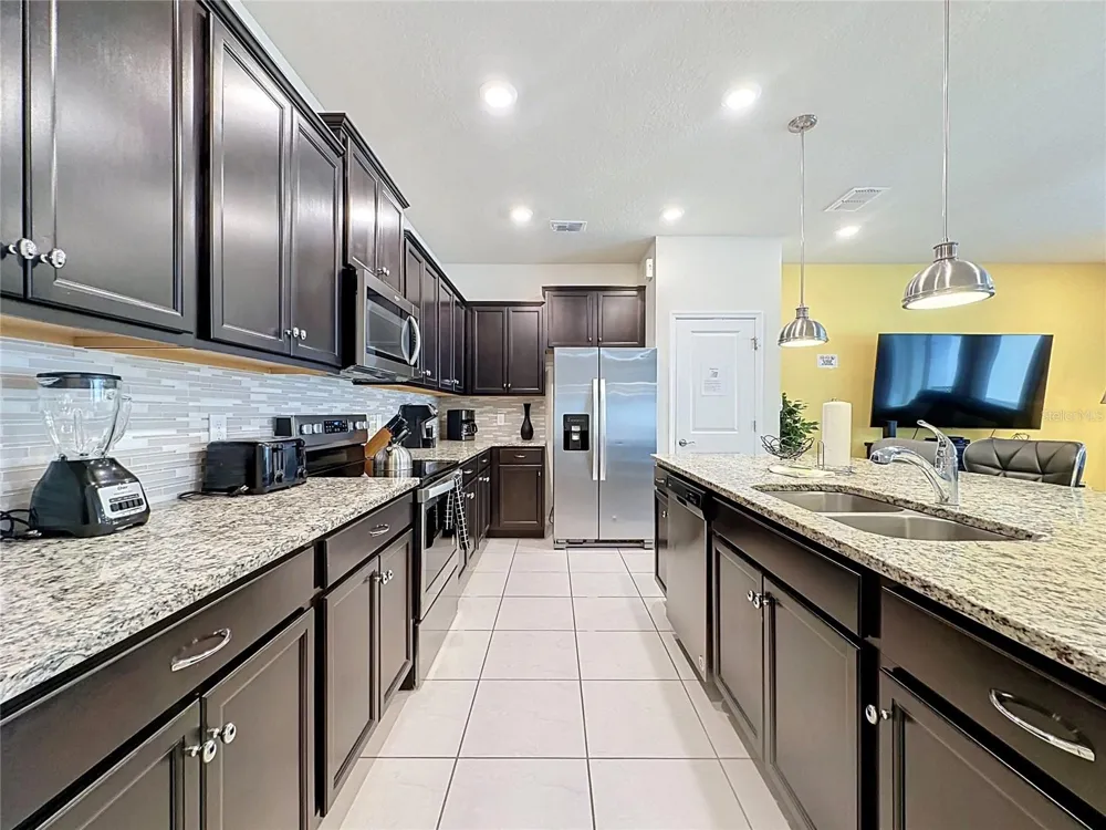 237 JETTY WAY Davenport, FL 33897