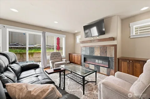 121 Vineyard Lane #A