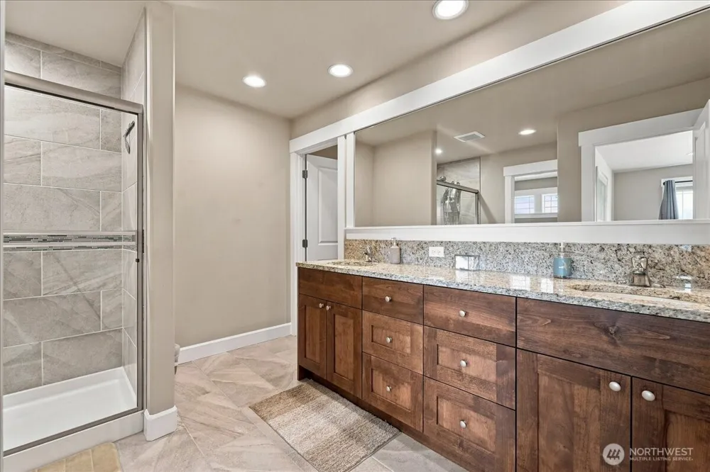 121 Vineyard Lane #A Chelan, WA 98816