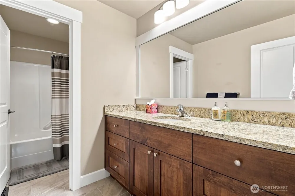 121 Vineyard Lane #A Chelan, WA 98816
