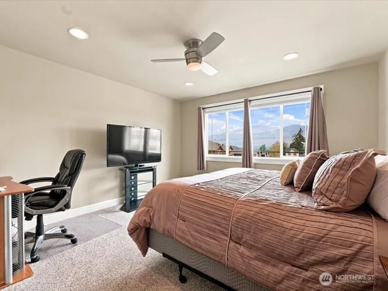 121 Vineyard Lane #A Chelan, WA 98816