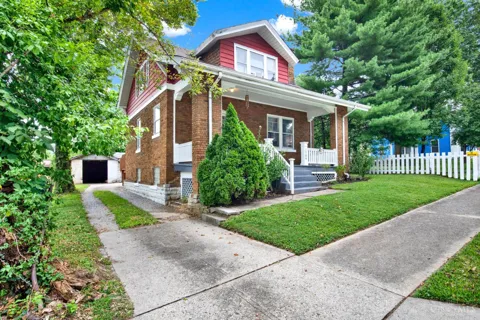 1504 Aster Place