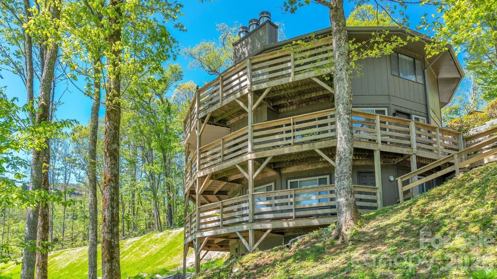 315 Timber Ridge Road #E-14 Sugar Mountain, NC 28604