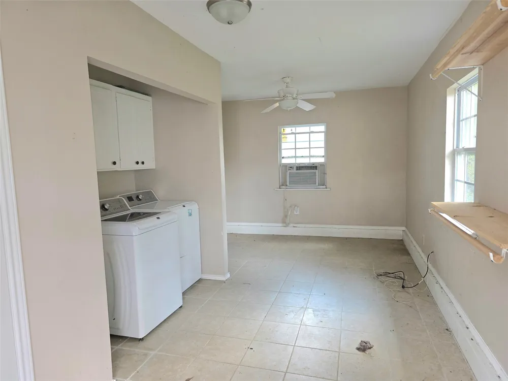 131 Ocean Drive Gun Barrel City, TX 75156