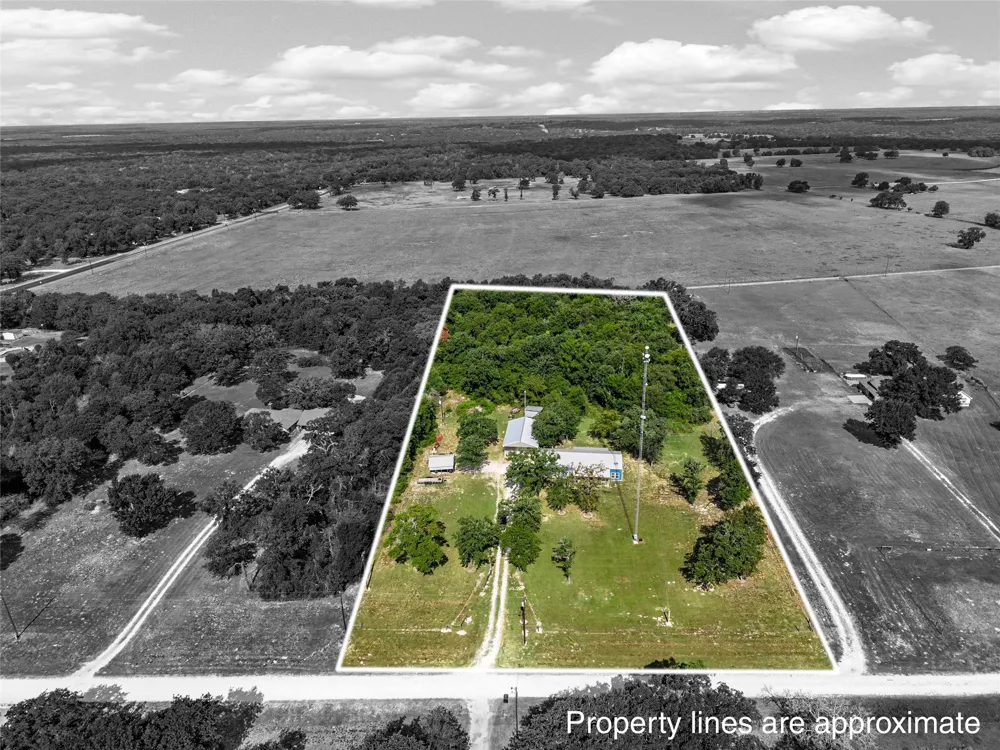 145 Private Road 944 Fairfield, TX 75840