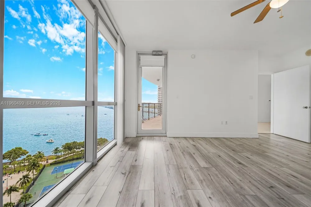 1750 Bayshore Dr #2001 Miami, FL 33132