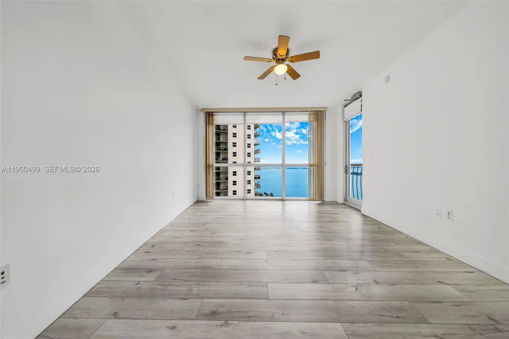 1750 Bayshore Dr #2001 Miami, FL 33132