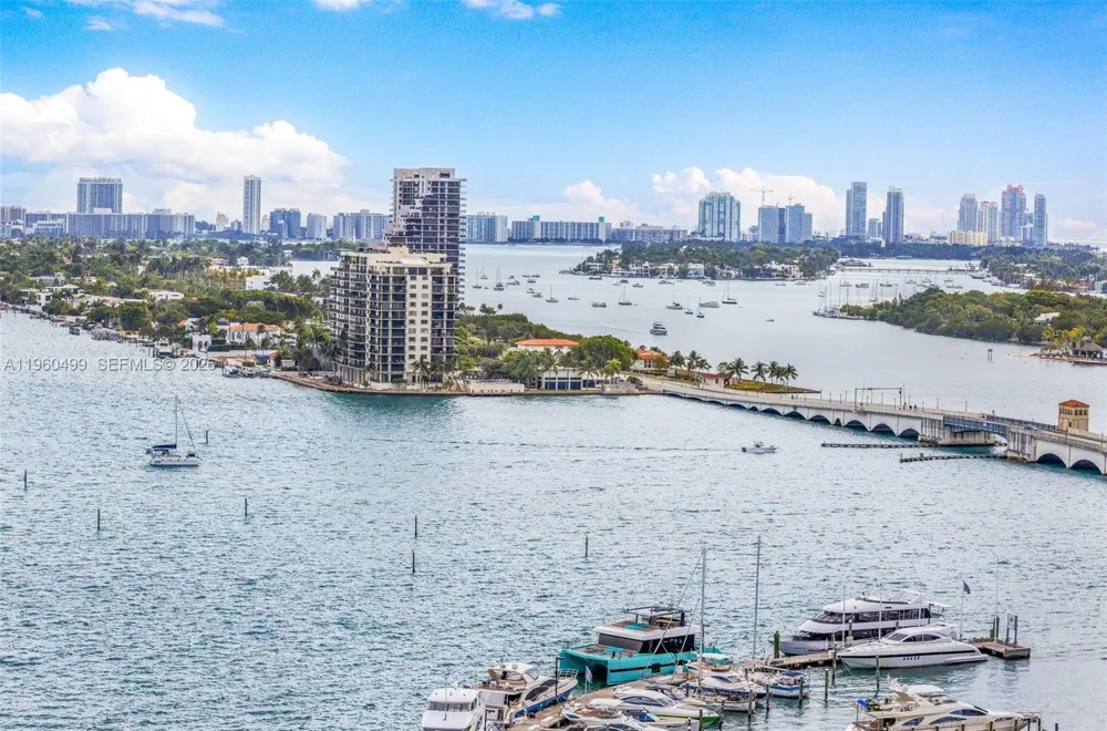 1750 Bayshore Dr #2001 Miami, FL 33132