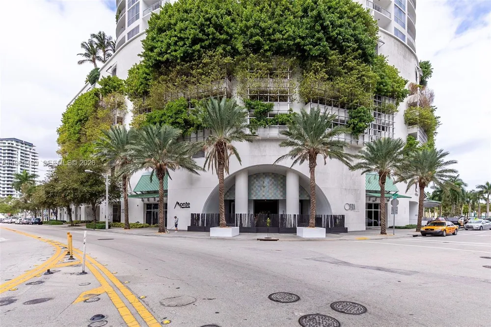 1750 Bayshore Dr #2001 Miami, FL 33132