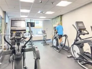 1750 Bayshore Dr #2001 Miami, FL 33132