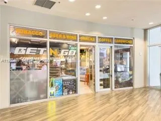 1750 Bayshore Dr #2001 Miami, FL 33132