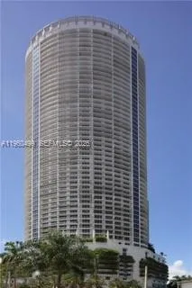 1750 Bayshore Dr #2001 Miami, FL 33132