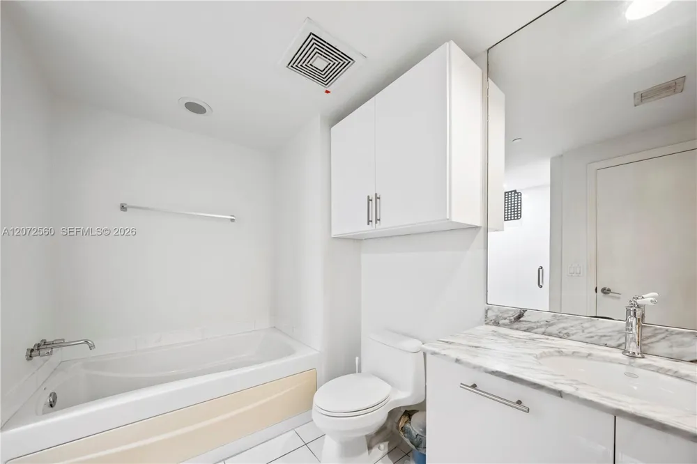 55 SE 6th St #1708 Miami, FL 33131