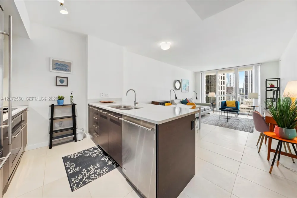 55 SE 6th St #1708 Miami, FL 33131
