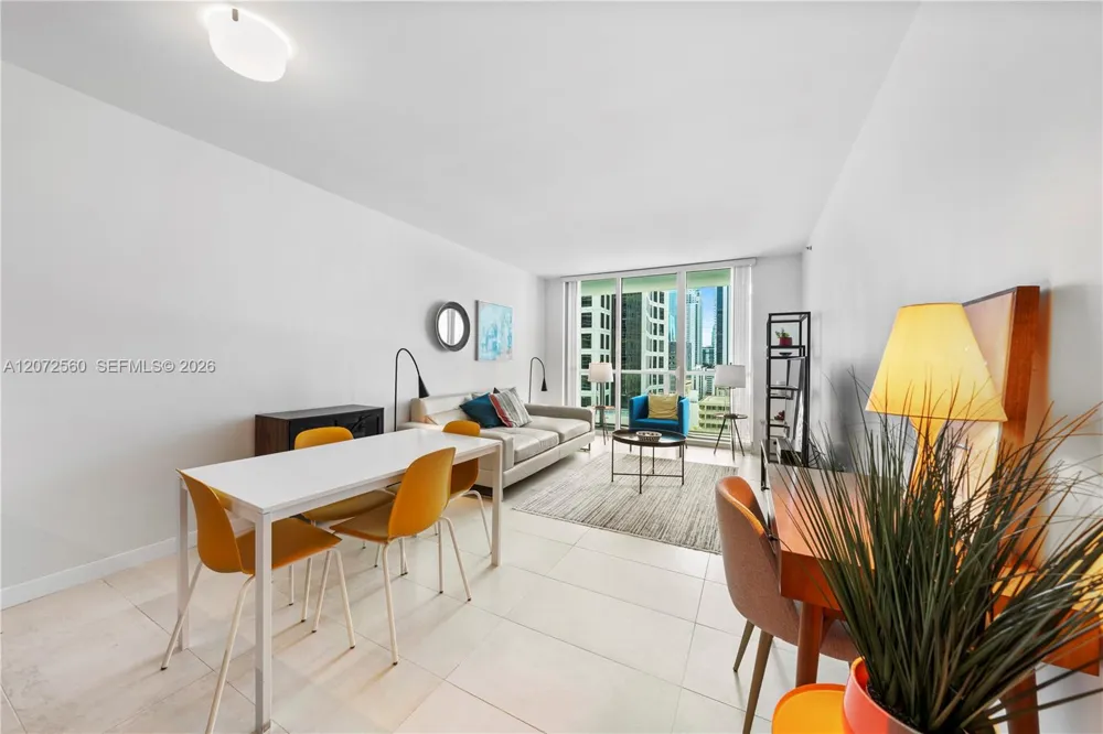 55 SE 6th St #1708 Miami, FL 33131