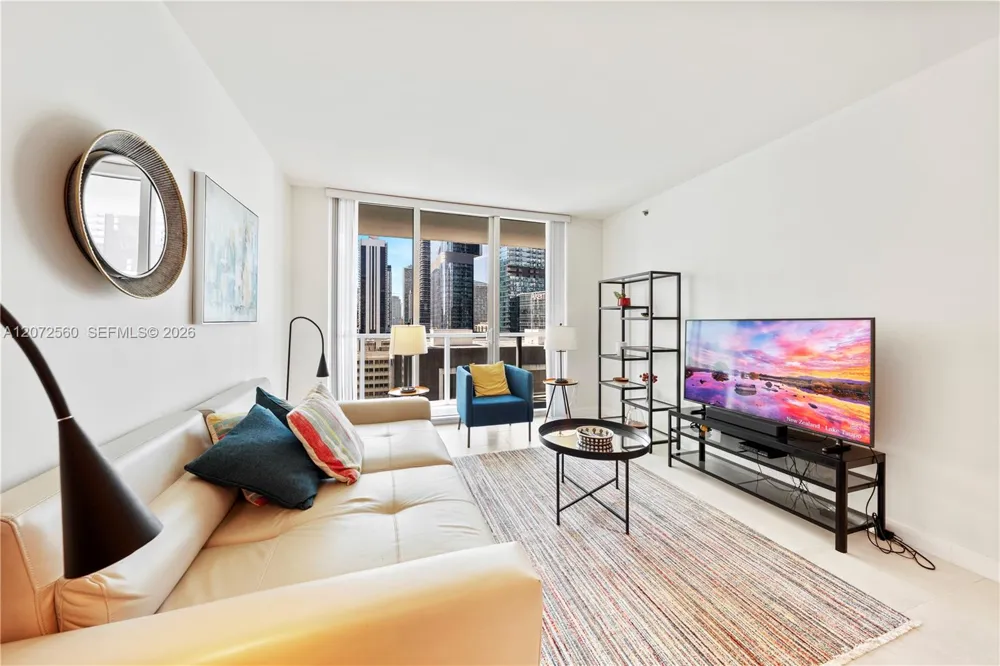 55 SE 6th St #1708 Miami, FL 33131