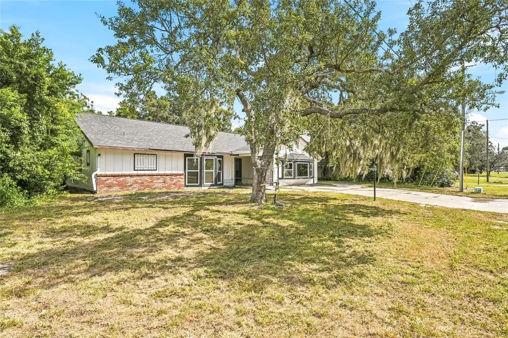 2112 MEADOW LARK ROAD Spring Hill, FL 34608