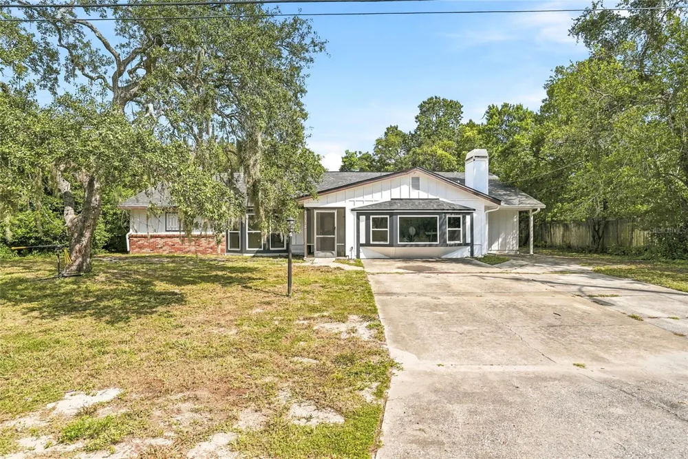 2112 MEADOW LARK ROAD Spring Hill, FL 34608
