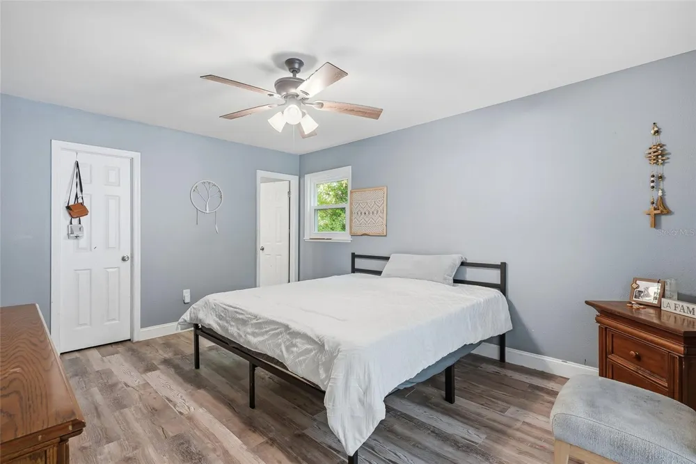 2112 MEADOW LARK ROAD Spring Hill, FL 34608