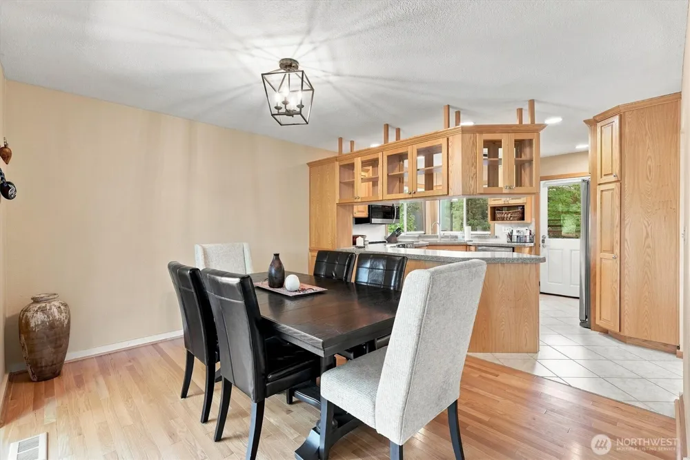 2461 Park Hill Drive Longview, WA 98632