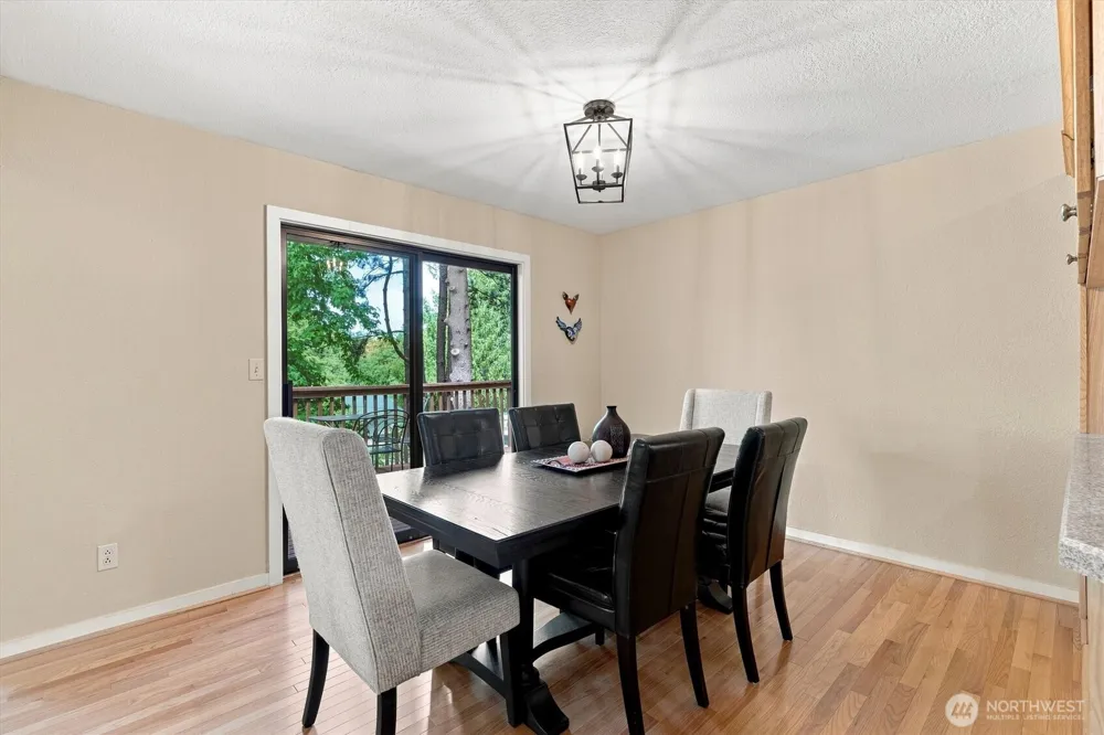 2461 Park Hill Drive Longview, WA 98632