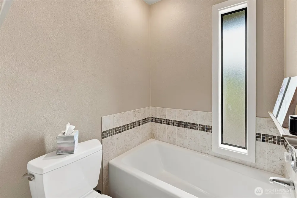 2461 Park Hill Drive Longview, WA 98632