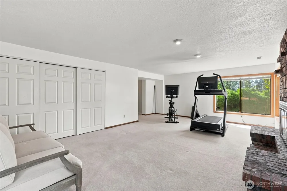 2461 Park Hill Drive Longview, WA 98632