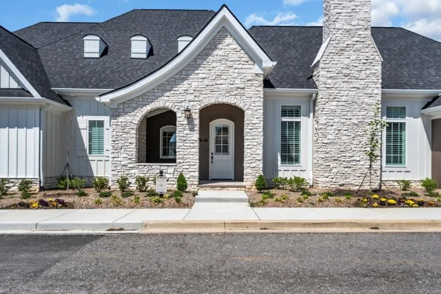317 Flag Court Gallatin, TN 37066