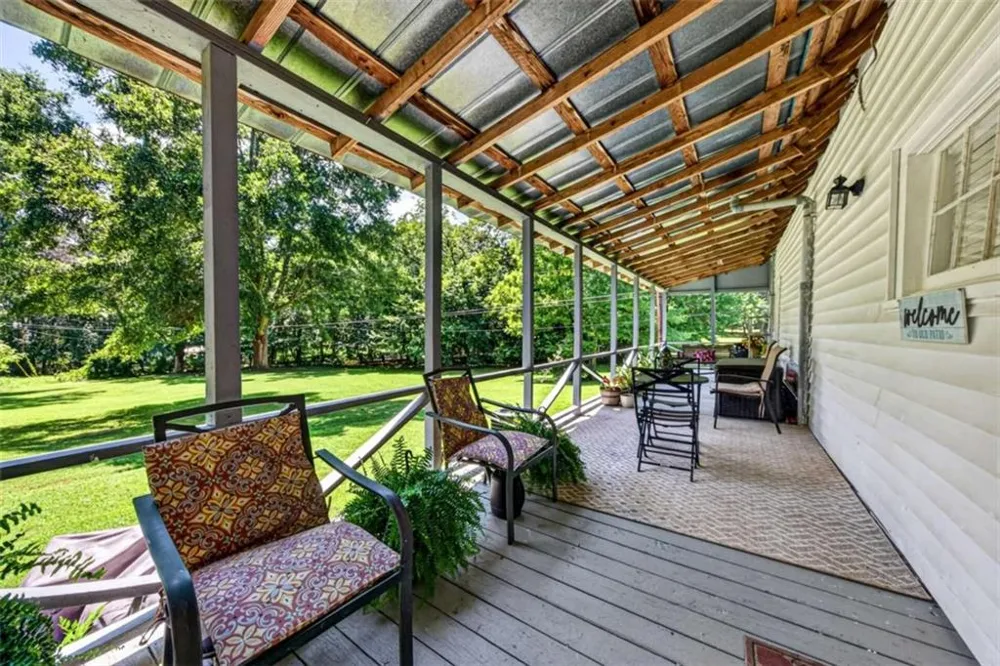 174 Sanford Drive Nicholson, GA 30565