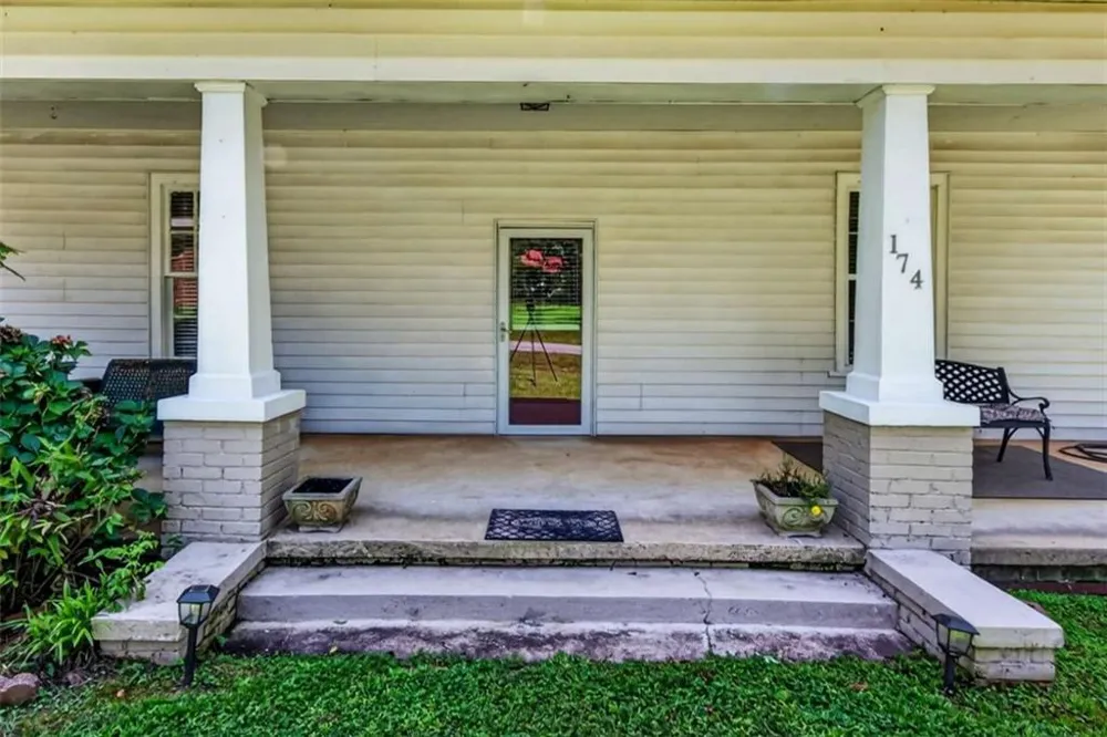174 Sanford Drive Nicholson, GA 30565