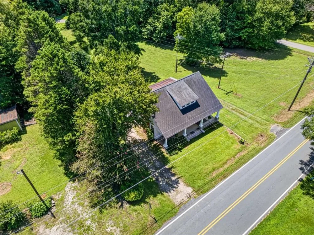 174 Sanford Drive Nicholson, GA 30565