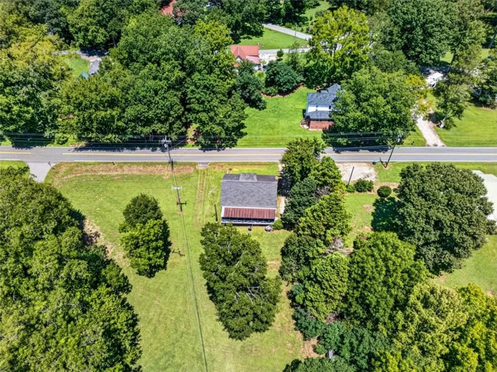 174 Sanford Drive Nicholson, GA 30565